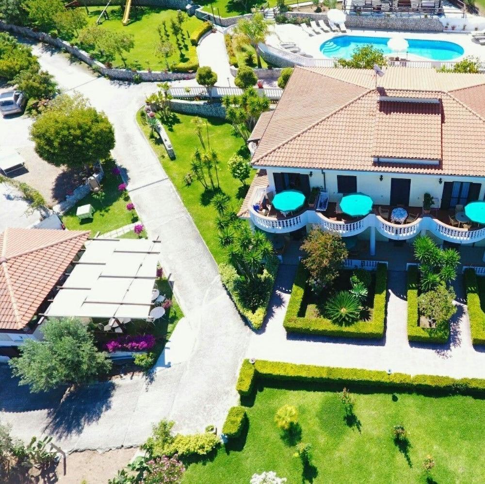 Fonte Di Bagnaria Hotel Santa Domenica  Kültér fotó